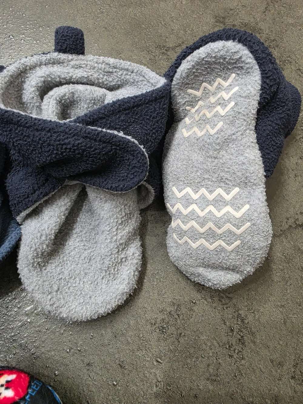 Boys Indoor Slippers Size 3T